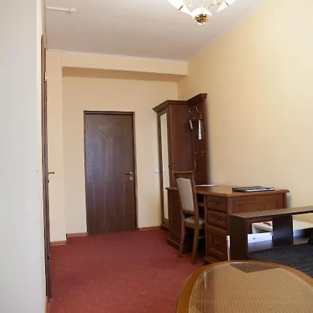Hotel Ялинка Готель Vyshkiv