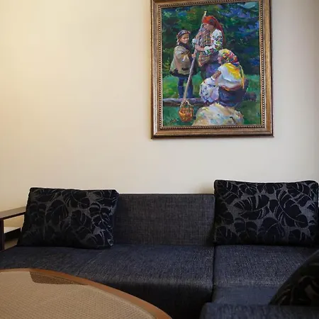 Ялинка Готель 3* Viskiv