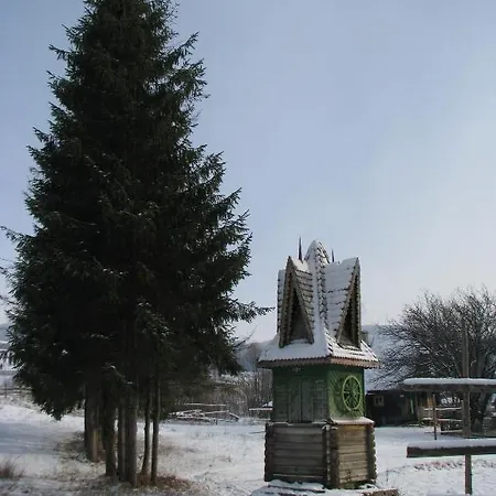 Ялинка Готель