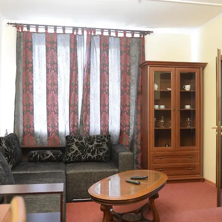 Ялинка Готель 3*