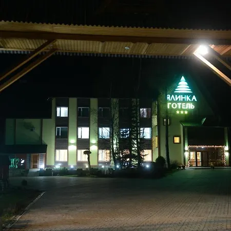 Ялинка Готель Szálloda 3*
