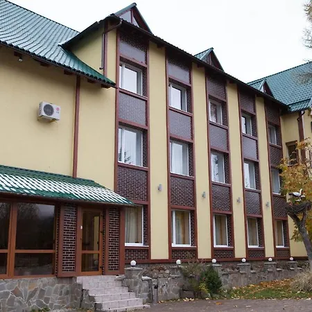 Отель Ялинка Готель Вышков