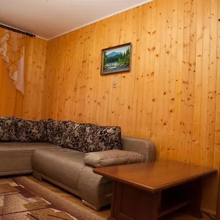 Ялинка Готель