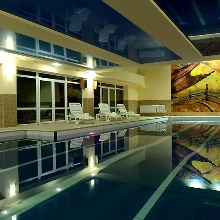 Ялинка Готель 3*