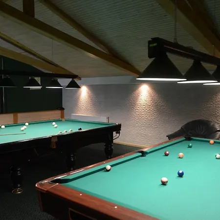 Отель Ялинка Готель Вышков