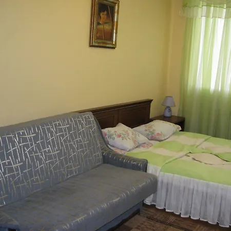 Отель Ялинка Готель Вышков