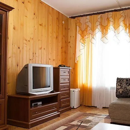 Ялинка Готель