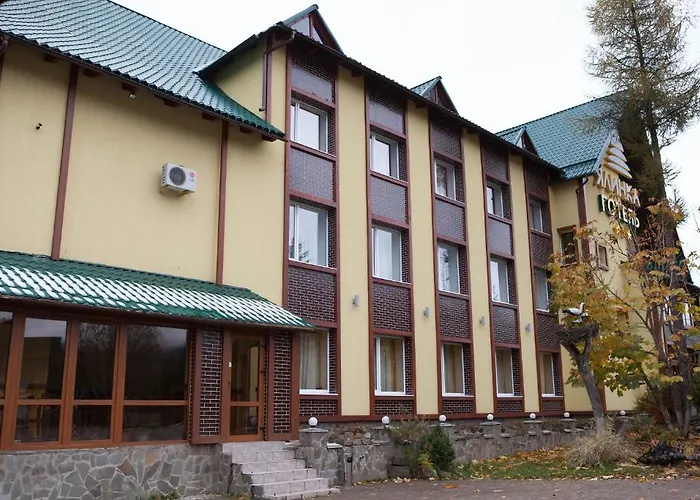 Hotel Ялинка Готель Vyshkiv