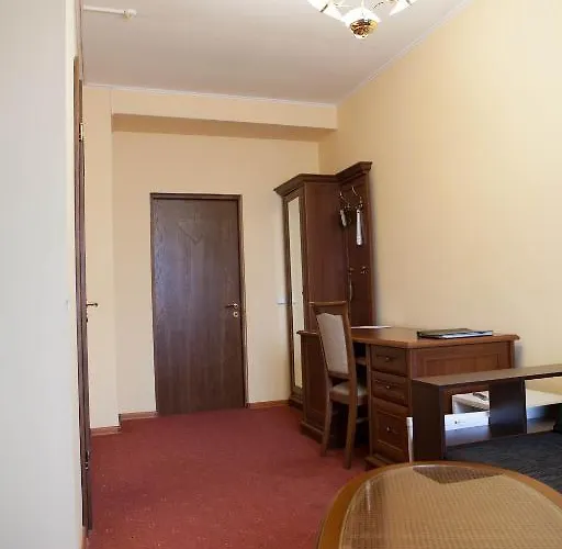 Hotel Ялинка Готель Vyshkiv