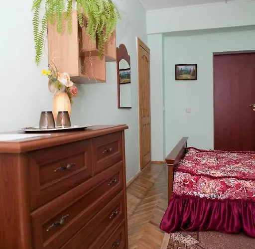 Ялинка Готель Hotel 3*