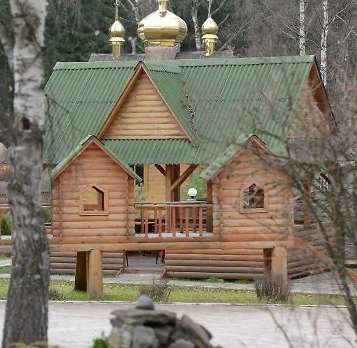 Ялинка Готель Hotel Vyshkiv